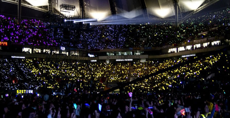 10 Things: K-Pop Fandom Color Lights at Dream Concerts