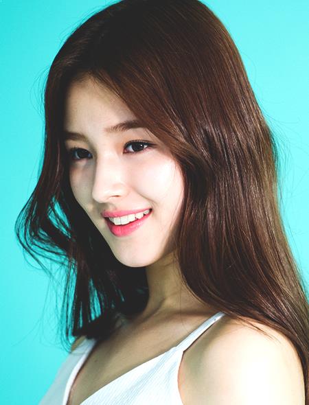 Female K-Pop Idol Visuals That Make You Question If You're In Reality or Fantasy