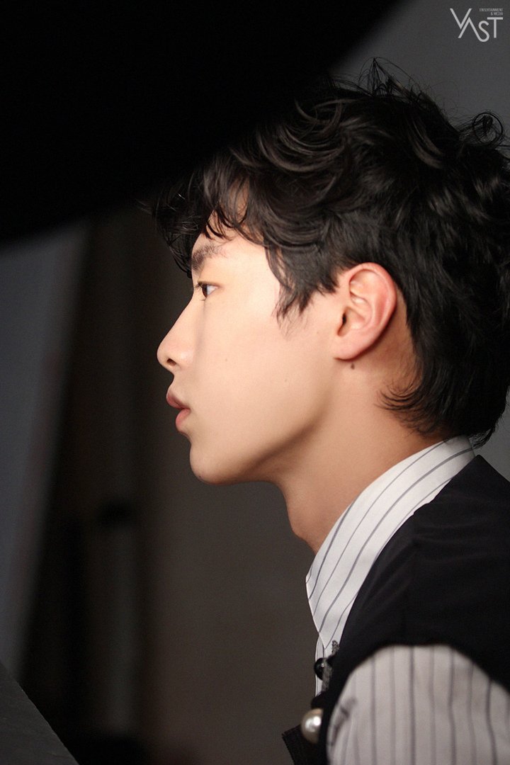 lee jaewook photoshoot behind scene part 1 kpopmap lee jaewook photoshoot behind scene part 1 kpopmap