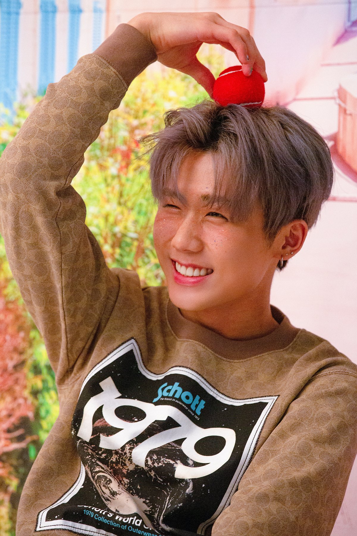 Top 10 Male K-Pop Group Leaders Who Take The Cutest Pictures