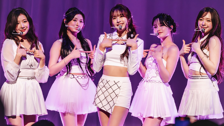 Exclusive Review: FIFTY FIFTY Brings A &#8216;Starry Night&#8217; To New York K-Pop Fans