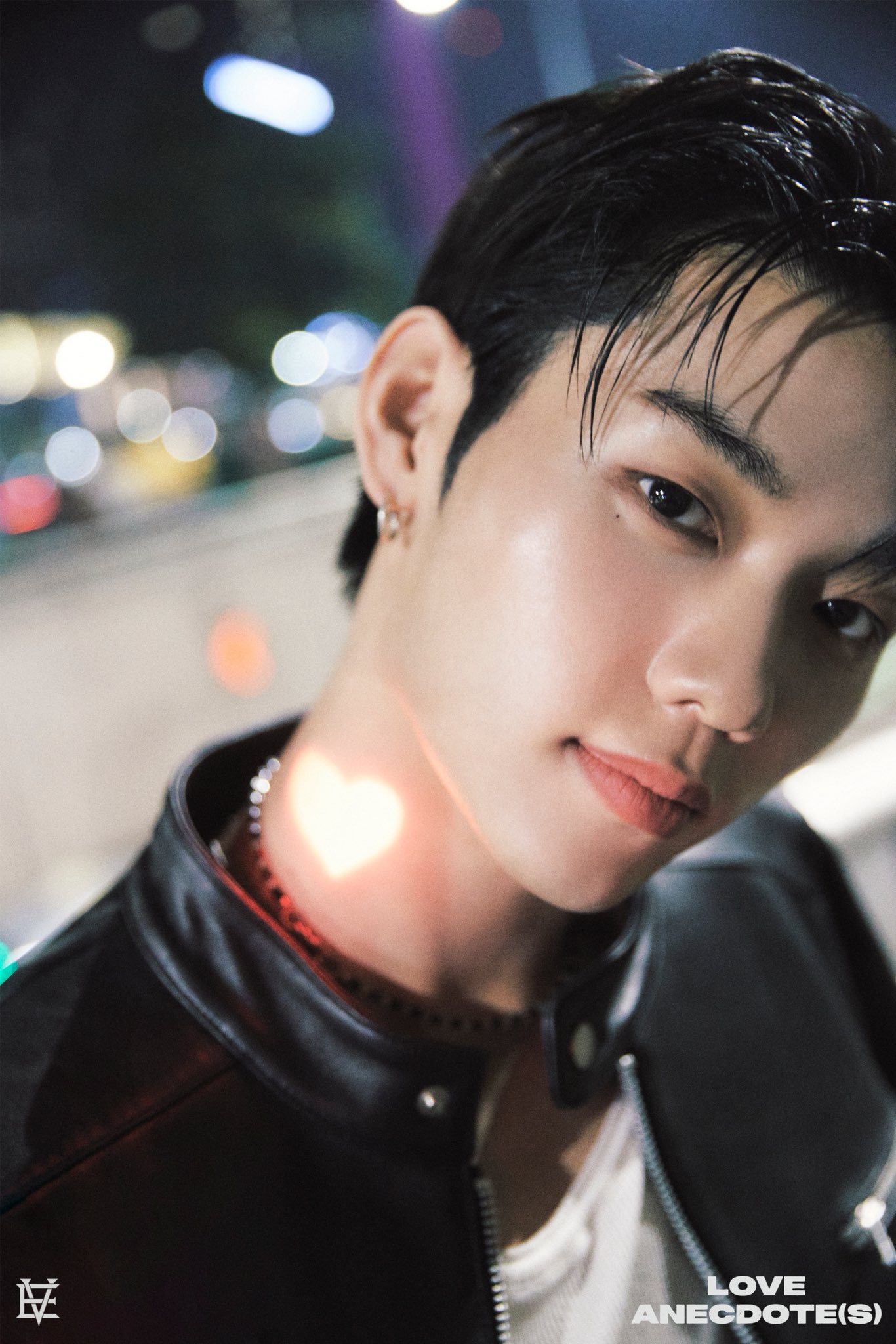 12 Fierce Male K-Pop Idols That Use The Wolf Emoji